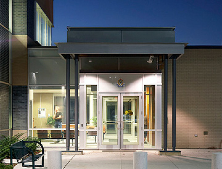Front view of the entranceway to the Halton Regional Police Services No. 3 District Facility.