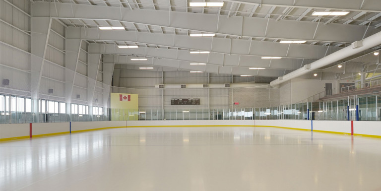 The North Wentworth Twin Pad Arena features a beautiful rink with plenty of space for an audience.